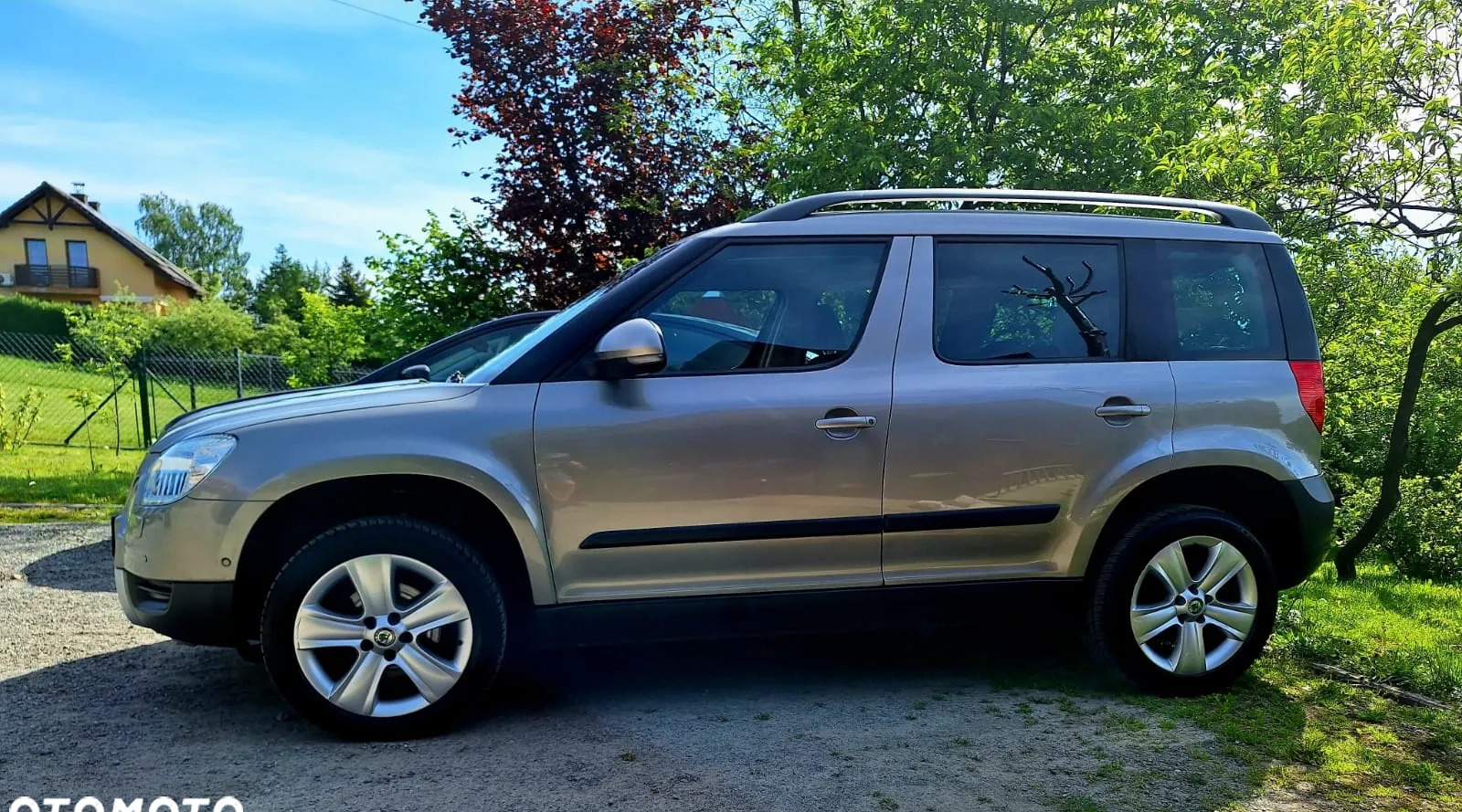 Skoda Yeti cena 32900 przebieg: 299000, rok produkcji 2013 z Biała małe 562